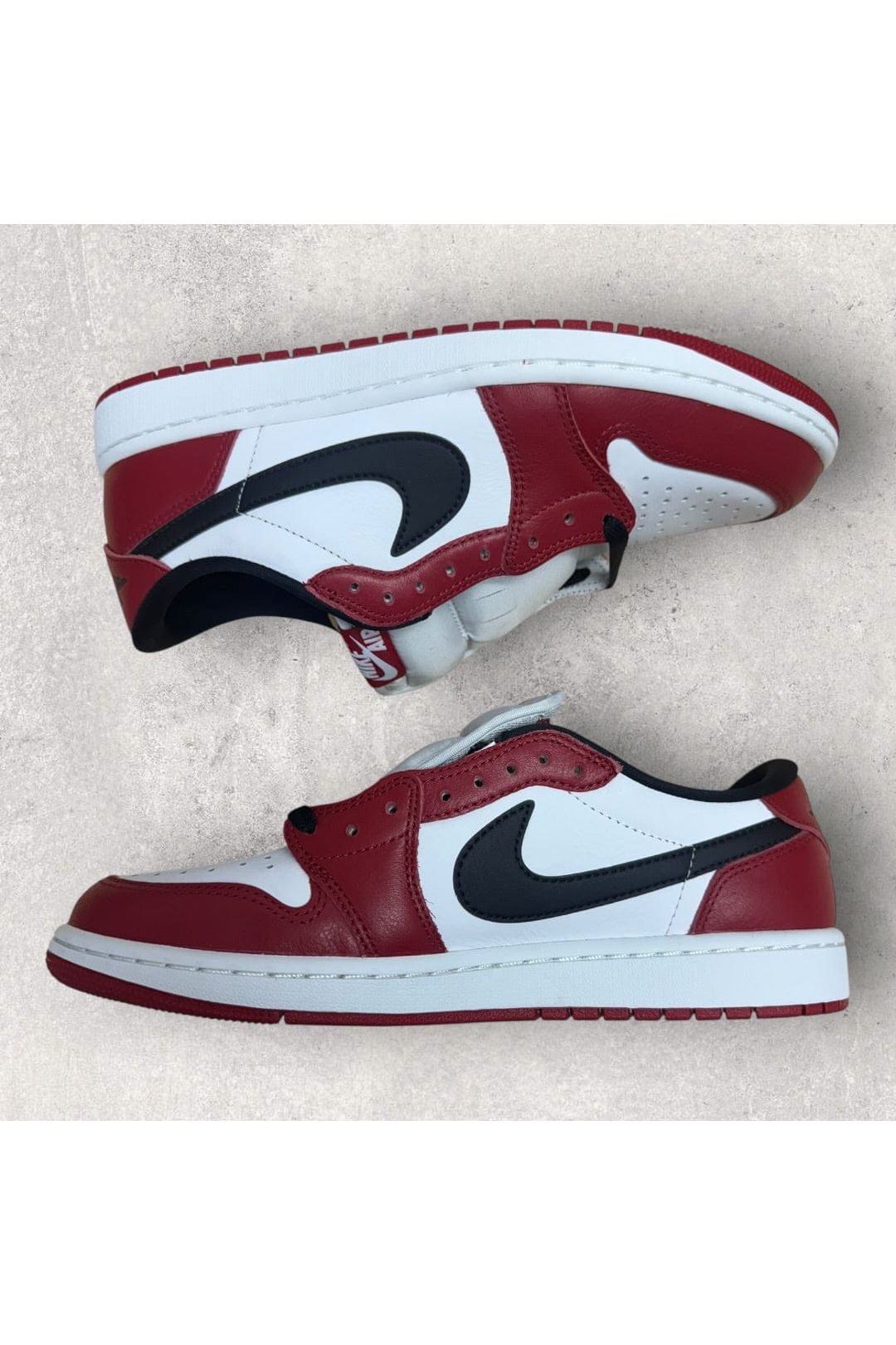 Jordan 1 Retro Low OG Chicago (2025)- SZ 9.5