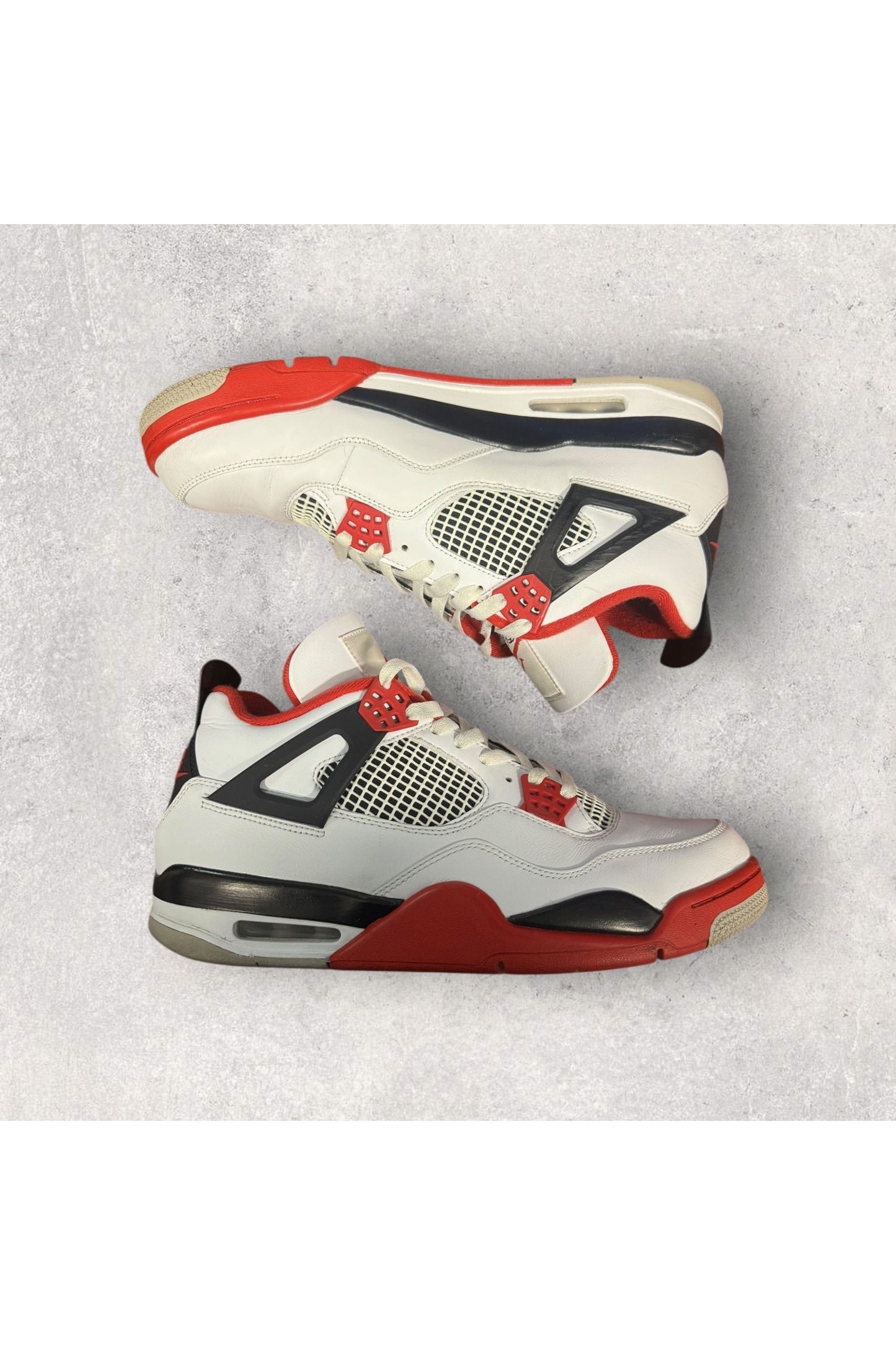 Jordan 4 Retro Fire Red (2020)- SZ 11.5
