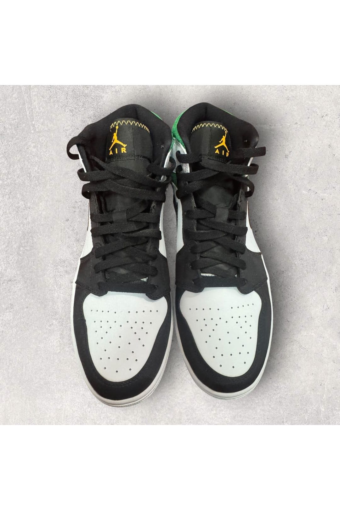 Jordan 1 Mid Oakland- SZ 11.5