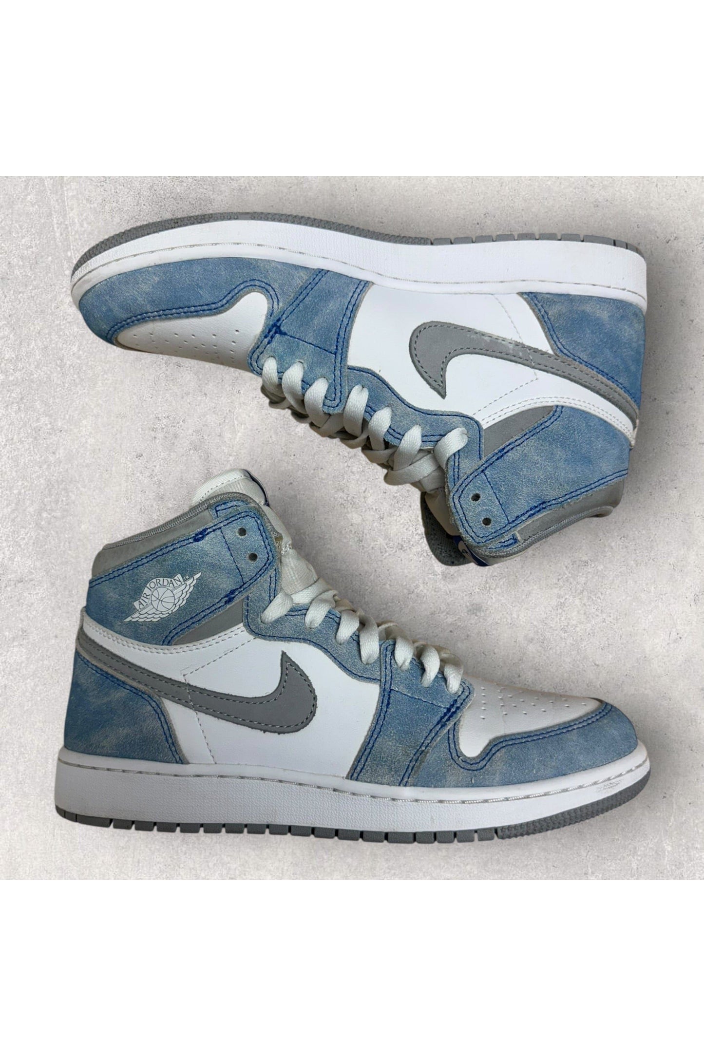 Jordan 1 Retro High Hyper Royal Smoke Grey (GS)- 7Y