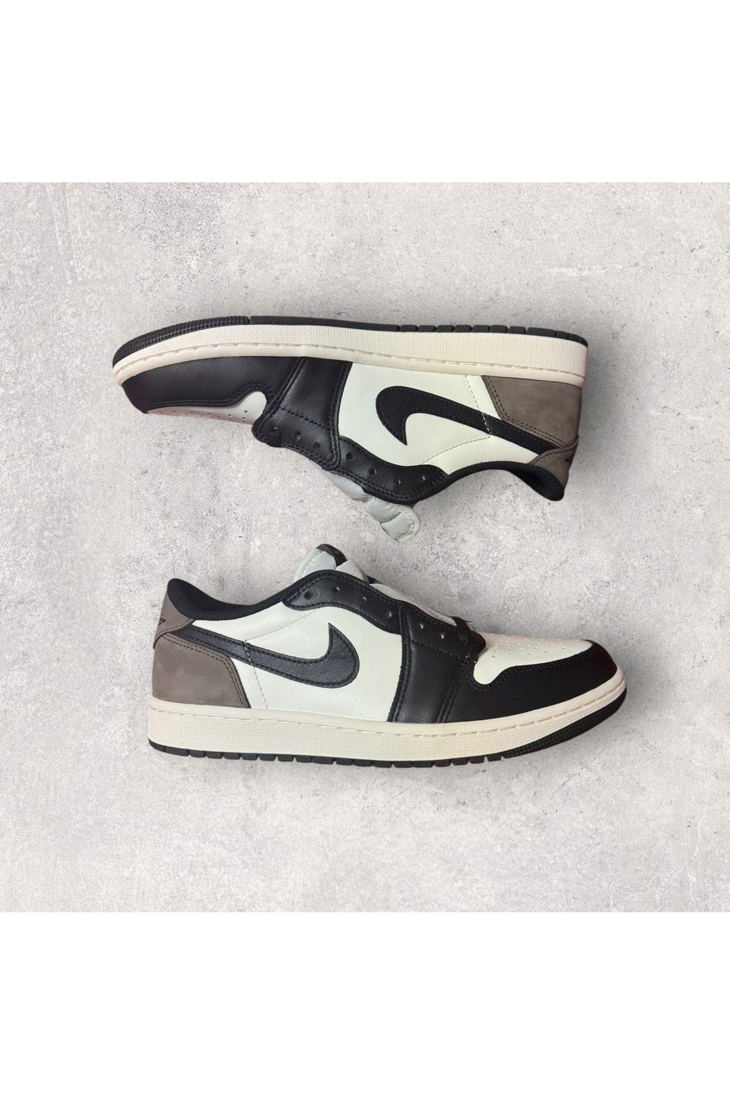 Jordan 1 Retro Low OG MOCHA