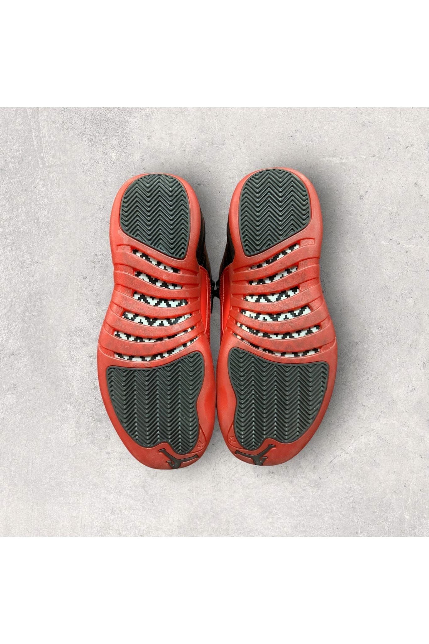 【希少】Air Jordan 12 Retro Flu Game (2016) Jordan 12 Retro FLU GAME (2016) – BACK 2 THE VINTAGE