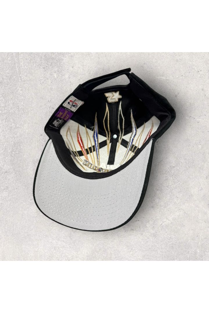Vintage Deadstock Starter Chicago Bulls 1998 Locker Room Championship Velcro Strap Hat