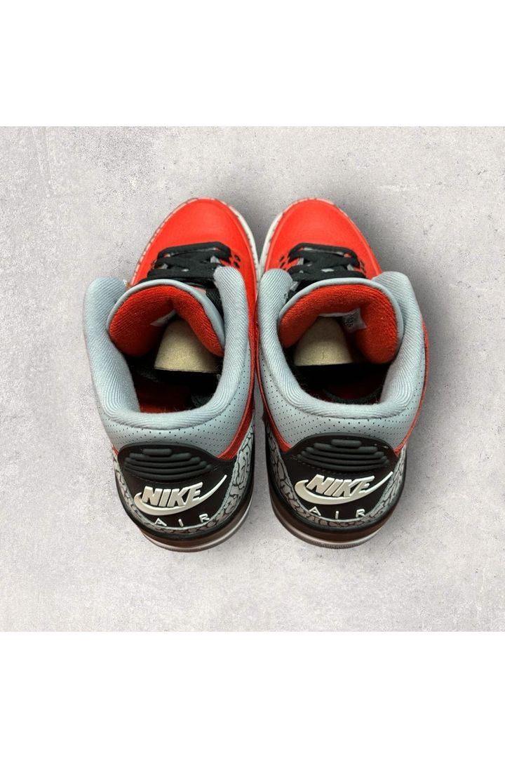 Jordan 3 Retro SE UNITE