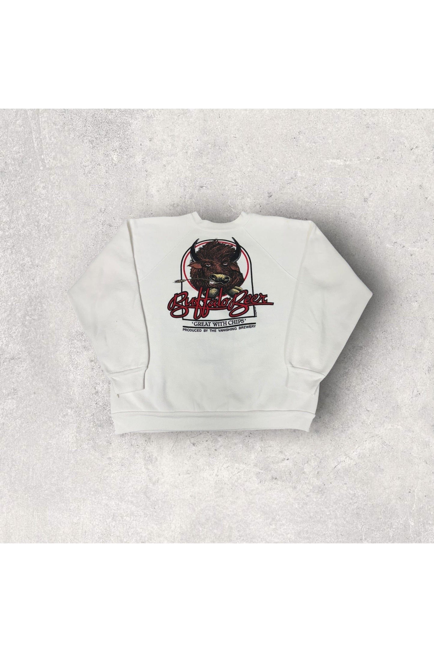 Vintage Crazy Shirt Hawaii Buffalo Beer Great With Chips Crewneck- L