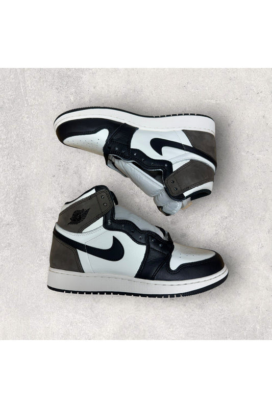 Jordan 1 Retro High Dark Mocha (GS)- SZ 6Y