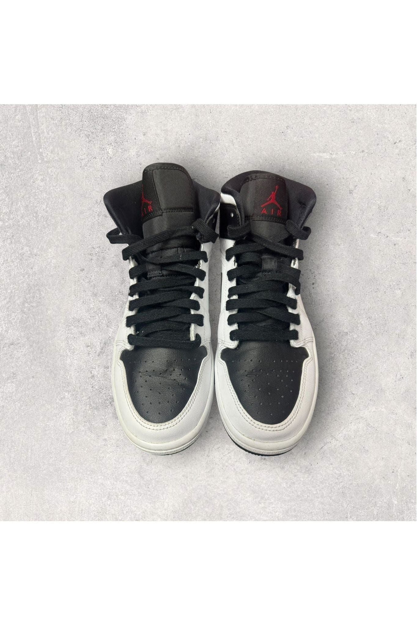Jordan 1 Mid Reverse Black Toe (Women's)- SZ 8
