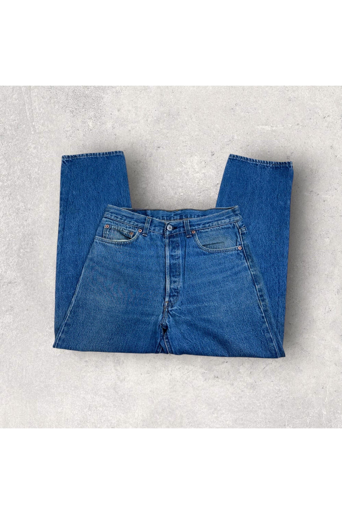 Vintage Made In USA Levi's 501 Button Fly Jeans- 34 x 30