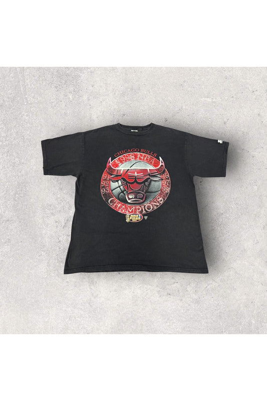 Vintage 1998 Starter Chicago Bulls NBA Champions Bulls Tour Tee- L