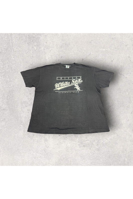 Vintage 2004 Dynasty Chicago White Sox Tee- XL
