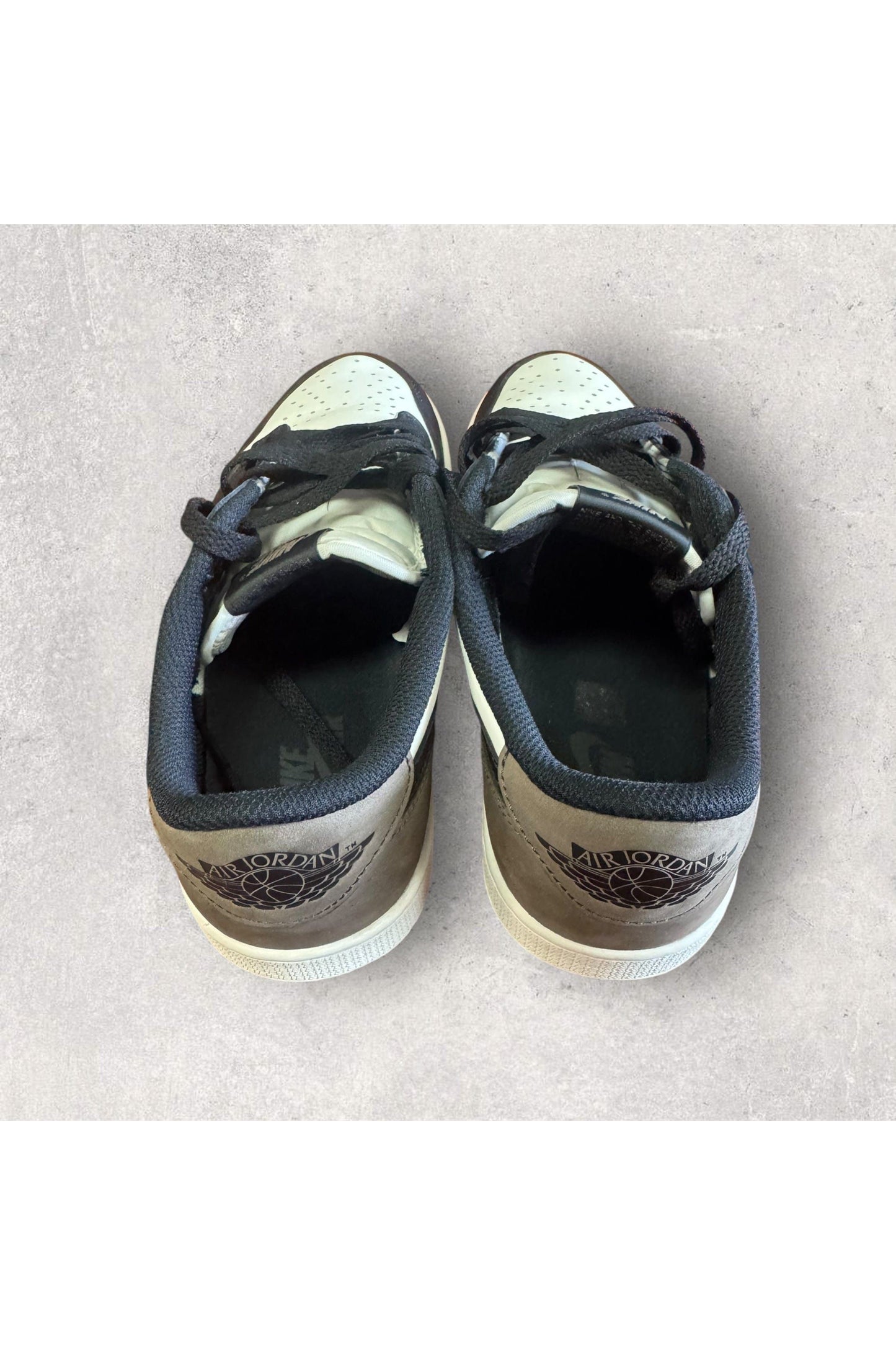 Jordan 1 Retro Low OG Mocha- SZ 8.5