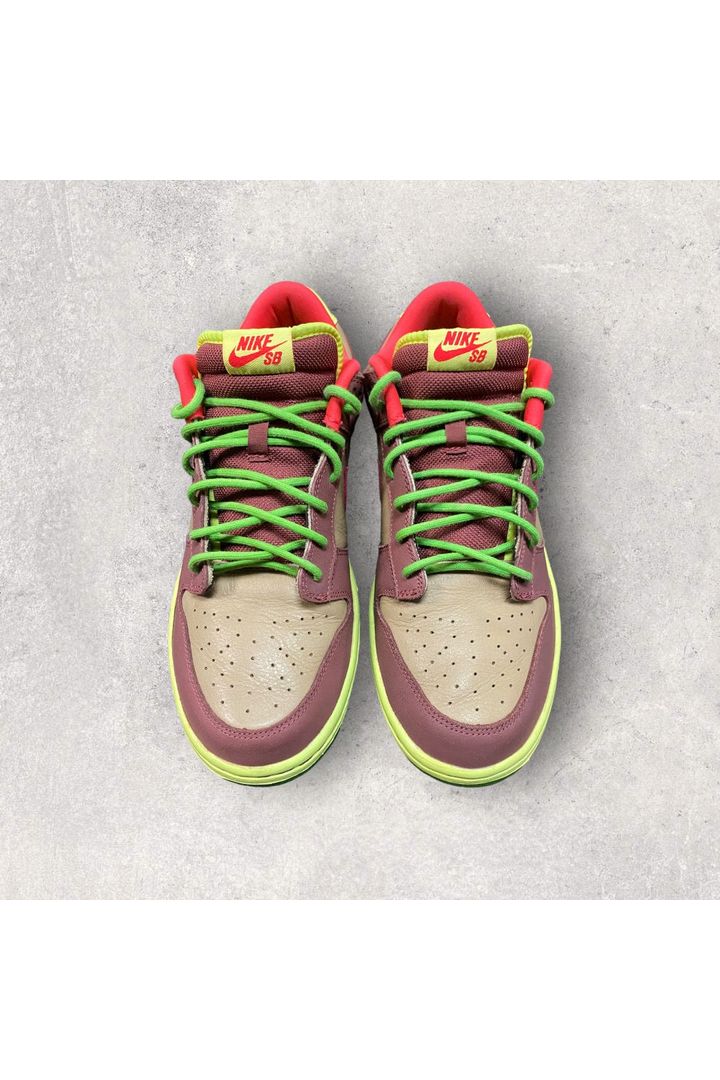 Nike SB Dunk Low TOXIC SEA ROBBIN