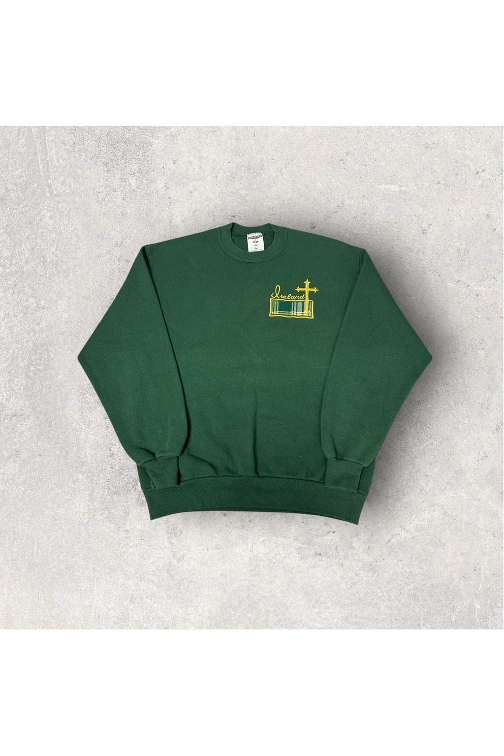 Vintage Jerzees Ireland Embroidered Crewneck- L