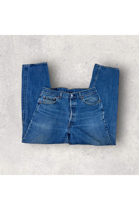 Vintage Made In USA Levi's 501 Button Fly Jeans- 34 x 30