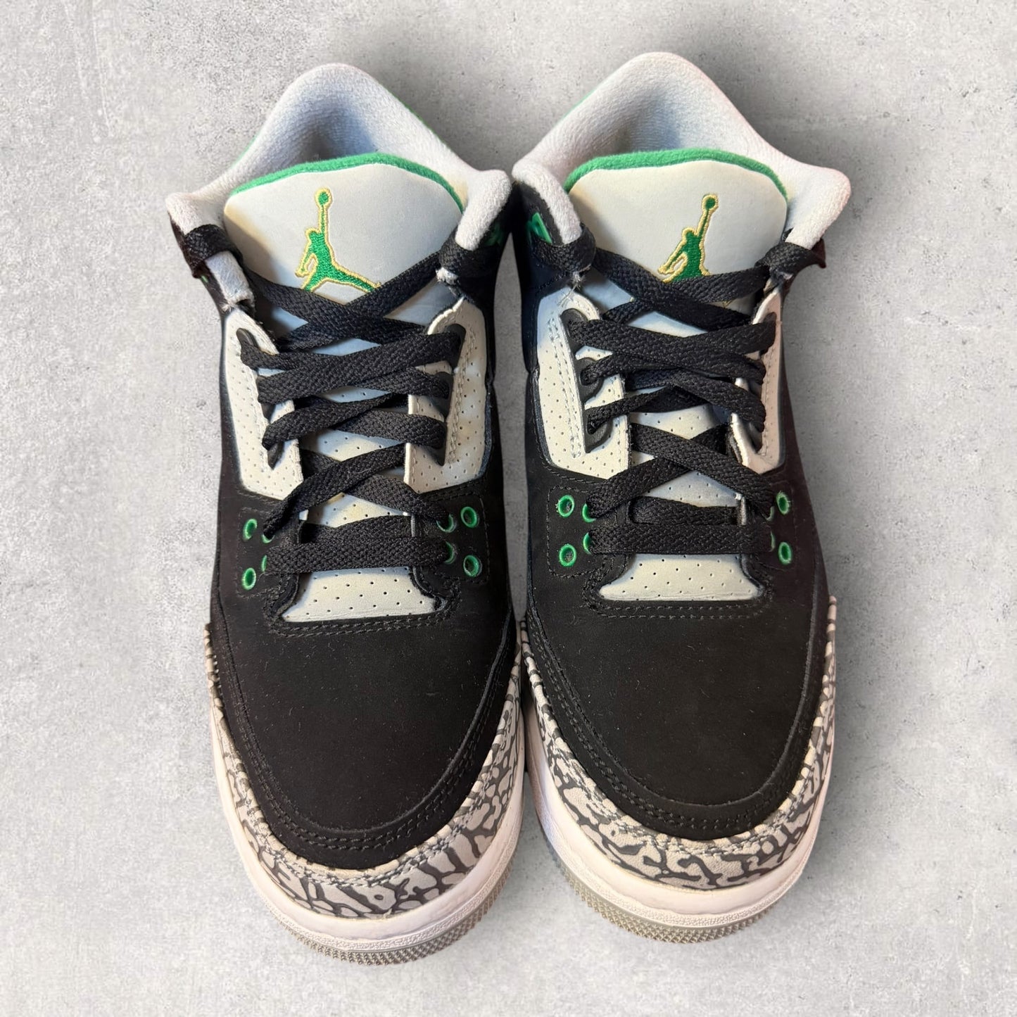 Jordan 3 Retro Pine Green (GS)- SZ 6Y