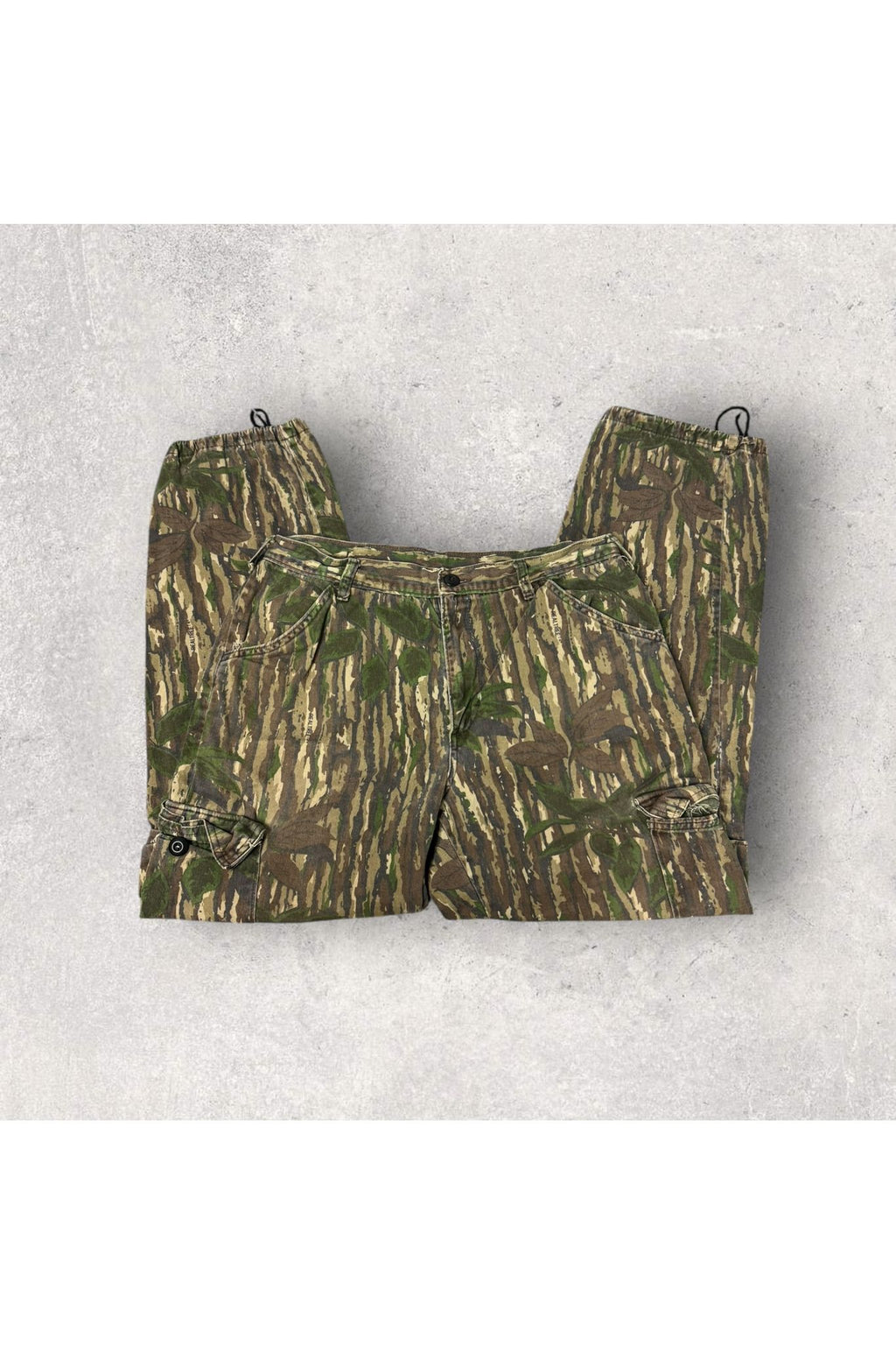 Vintage Duxbak Real Tree Camo Adjustable Cargo Pants- M