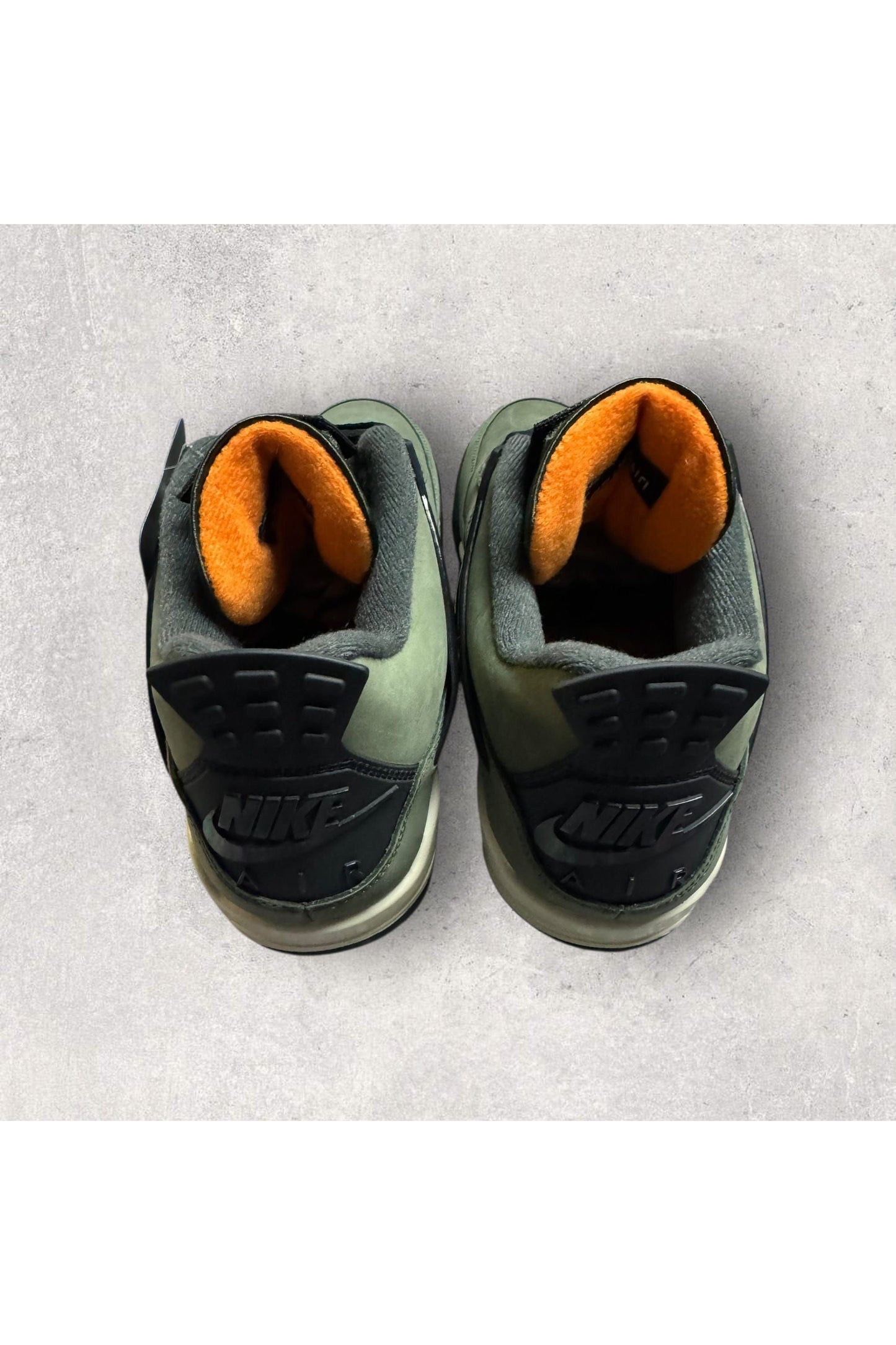 Jordan 4 Retro OG SP Undefeated (2025)- SZ 10.5