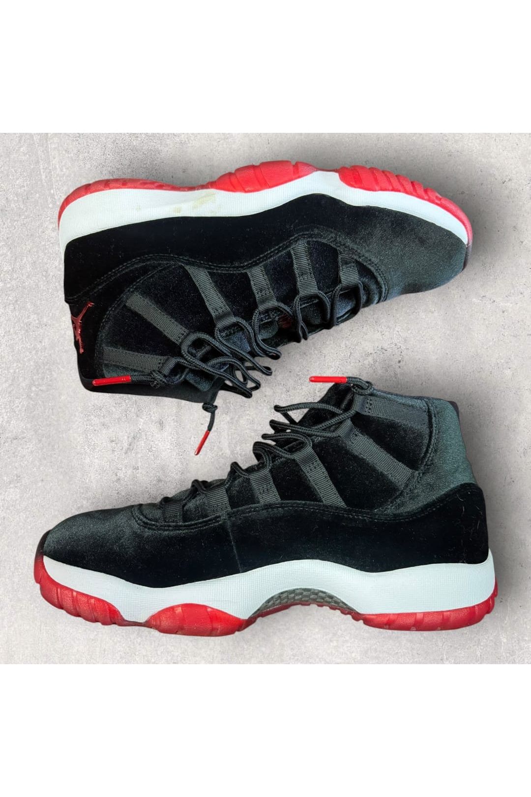 Jordan 11 Retro Bred Velvet (Women's)- SZ 11W/9.5M