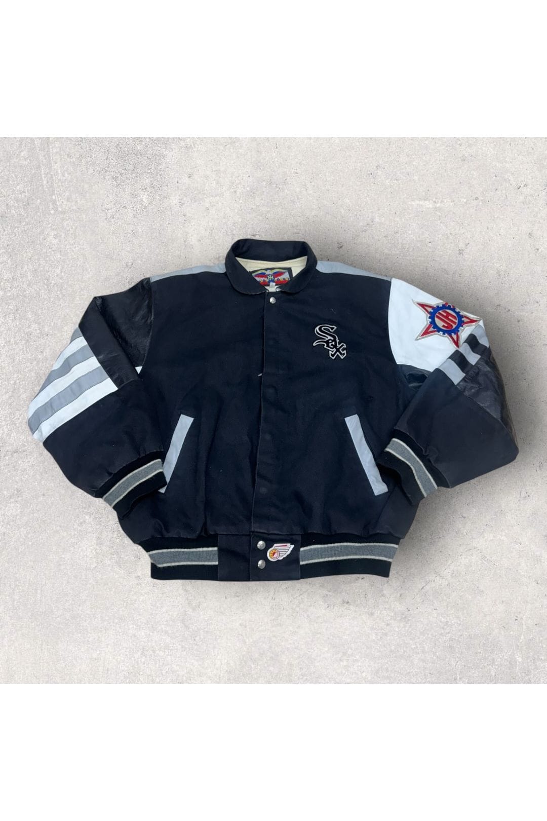 OUTERWEAR – BACK 2 THE VINTAGE
